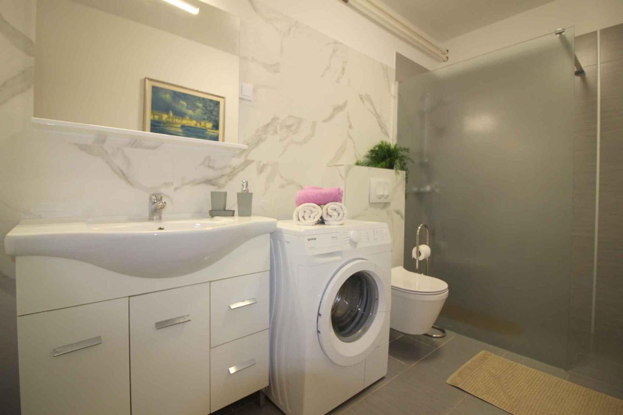 Apartments In Porec/Istrien 9923 Екстериор снимка